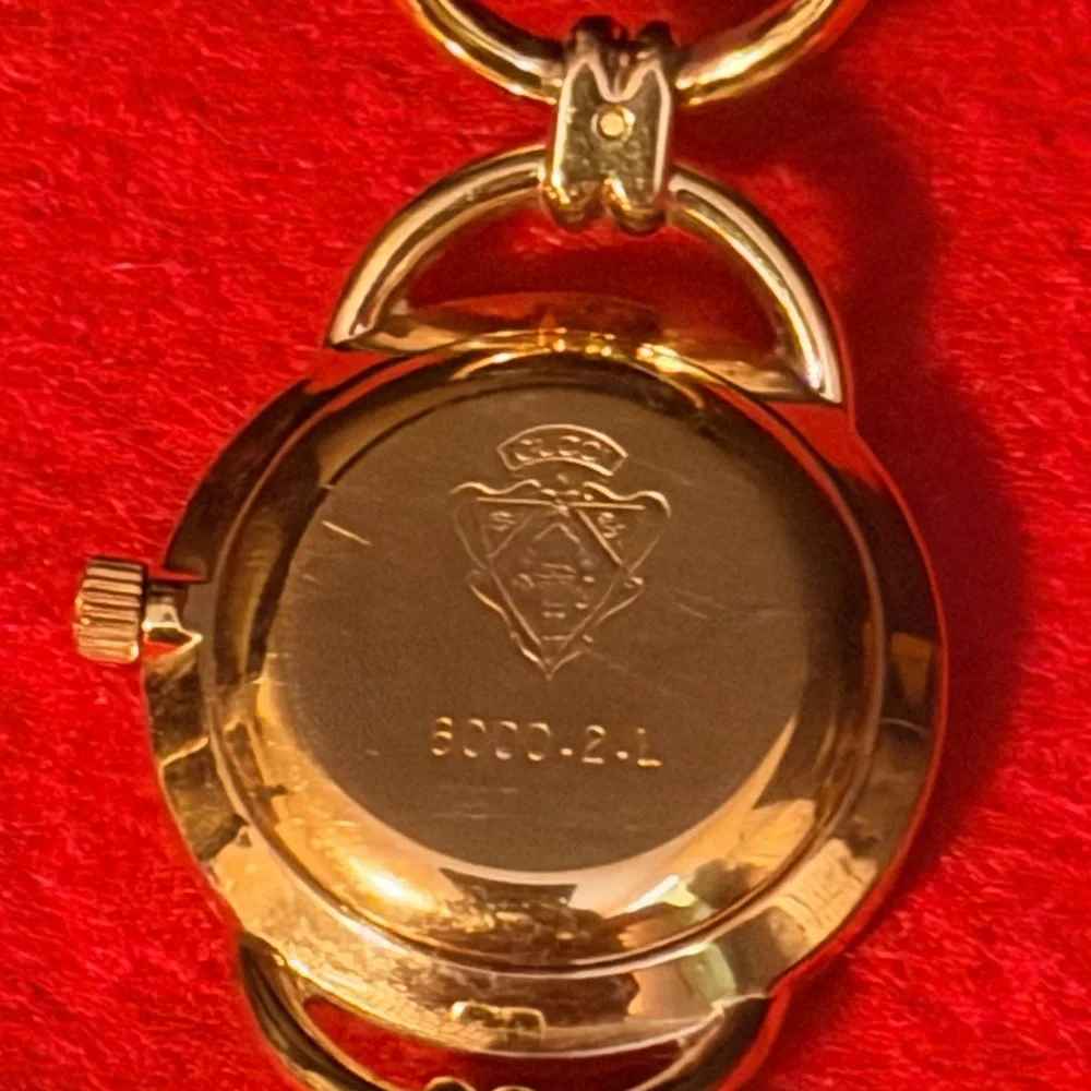 Gucci Gold and Blue Leather Strap - Picture 5 of 7